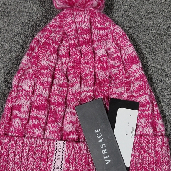 Sold‼️Versace knitwear pink beanie size L - Picture 6 of 7